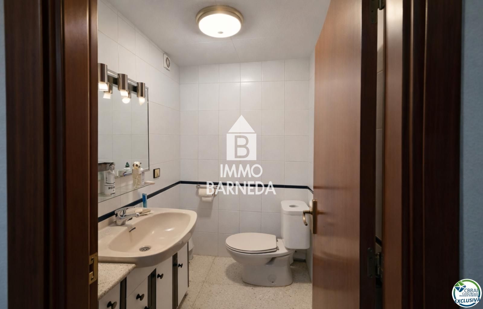 Spacious village house with garage, lift, 4 bedrooms