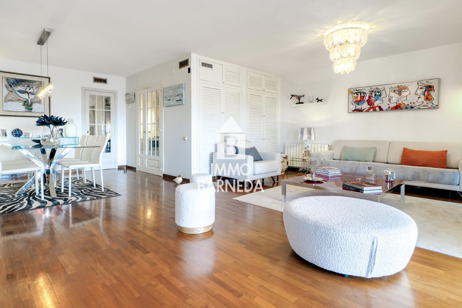 Elegante apartamento con espectaculares vistas al puerto de Roses