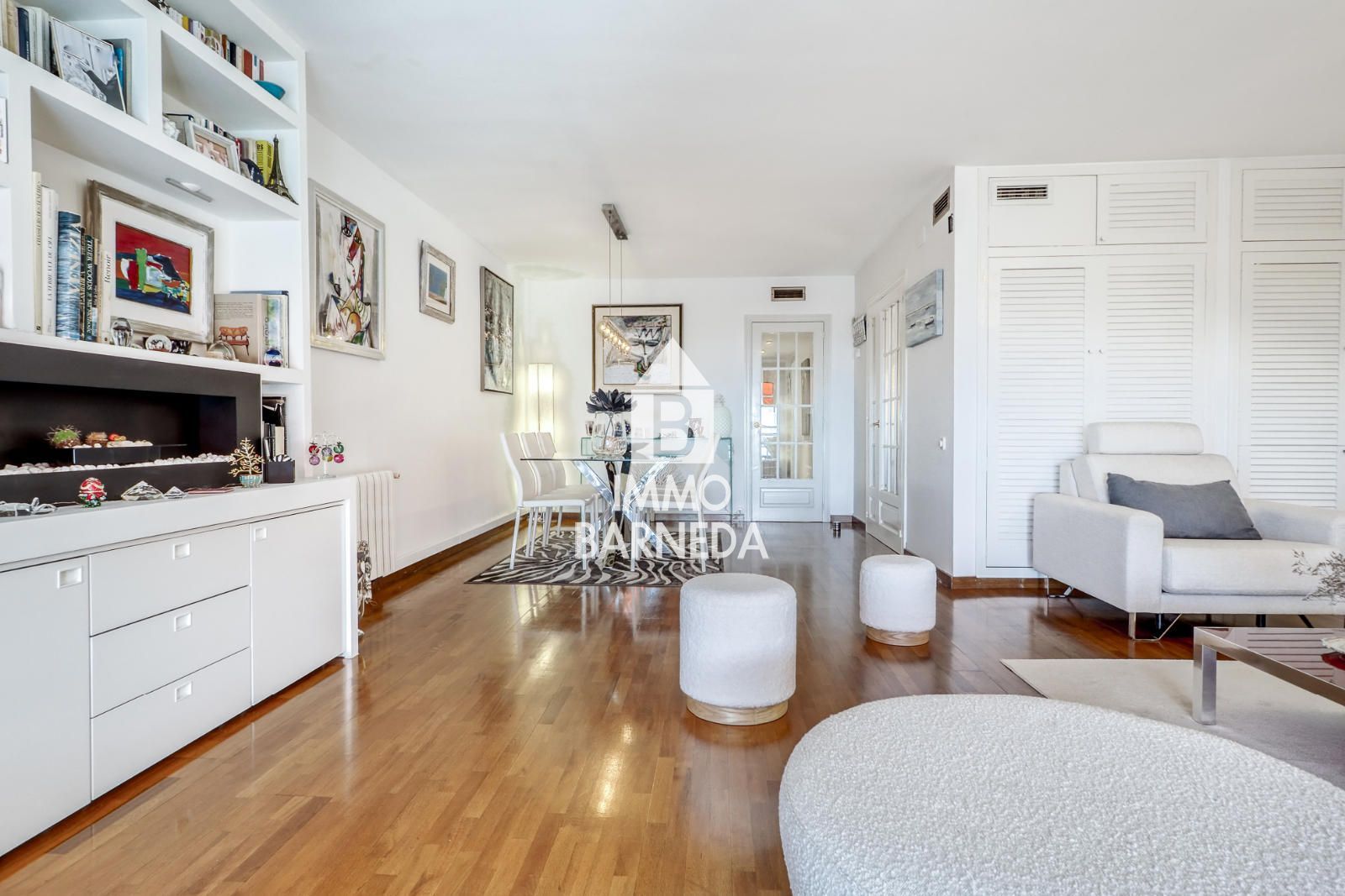 Elegante apartamento con espectaculares vistas al puerto de Roses