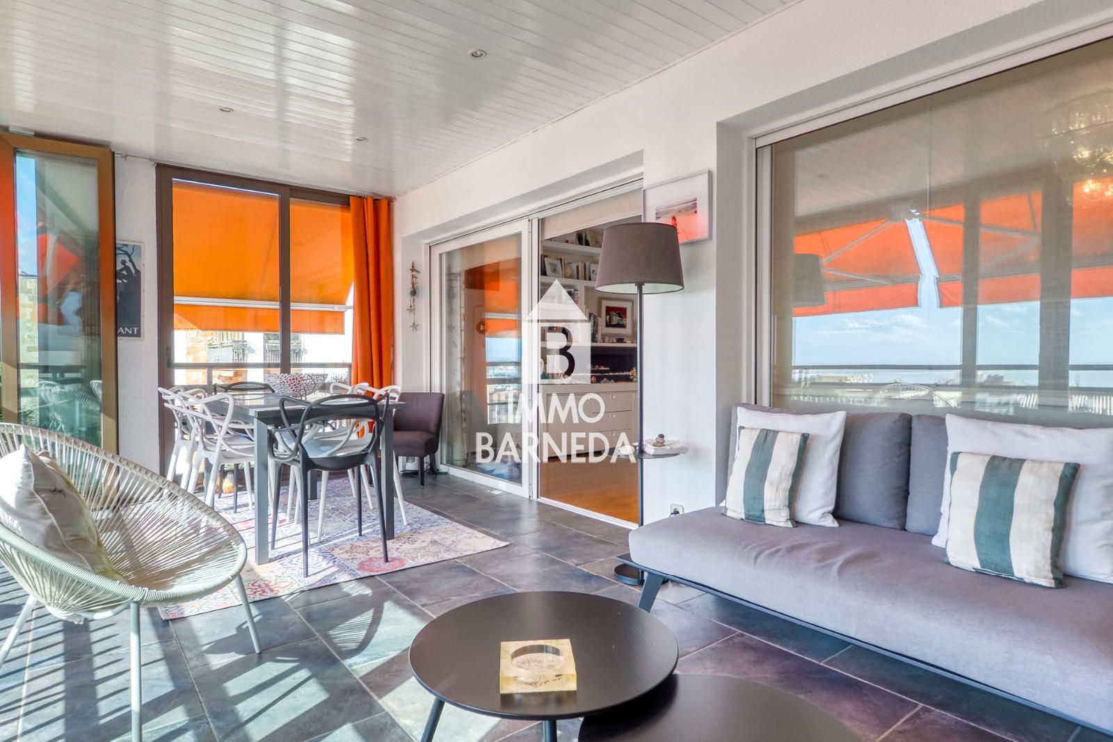 Elegante apartamento con espectaculares vistas al puerto de Roses