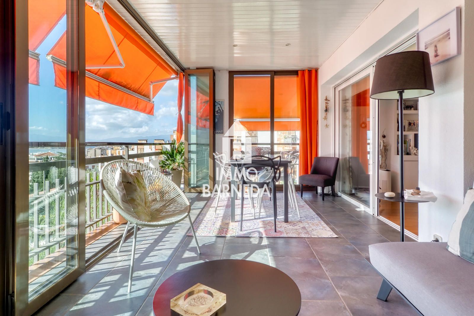 Elegante apartamento con espectaculares vistas al puerto de Roses