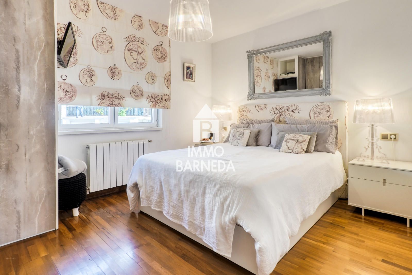 Elegante apartamento con espectaculares vistas al puerto de Roses