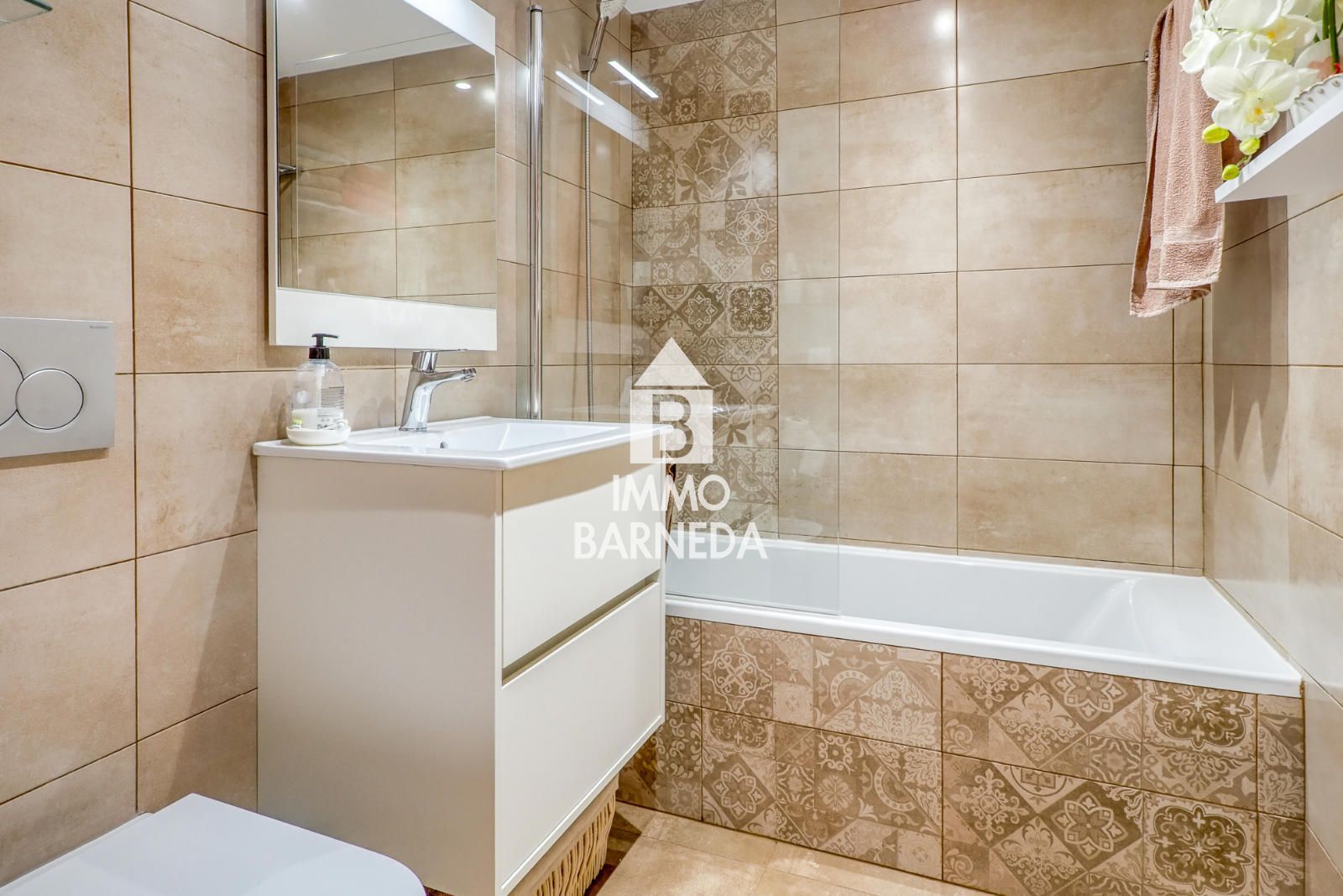 Elegante apartamento con espectaculares vistas al puerto de Roses