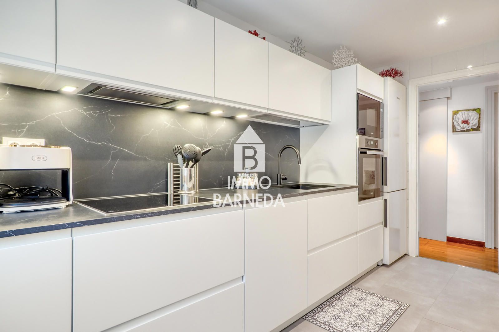 Elegante apartamento con espectaculares vistas al puerto de Roses