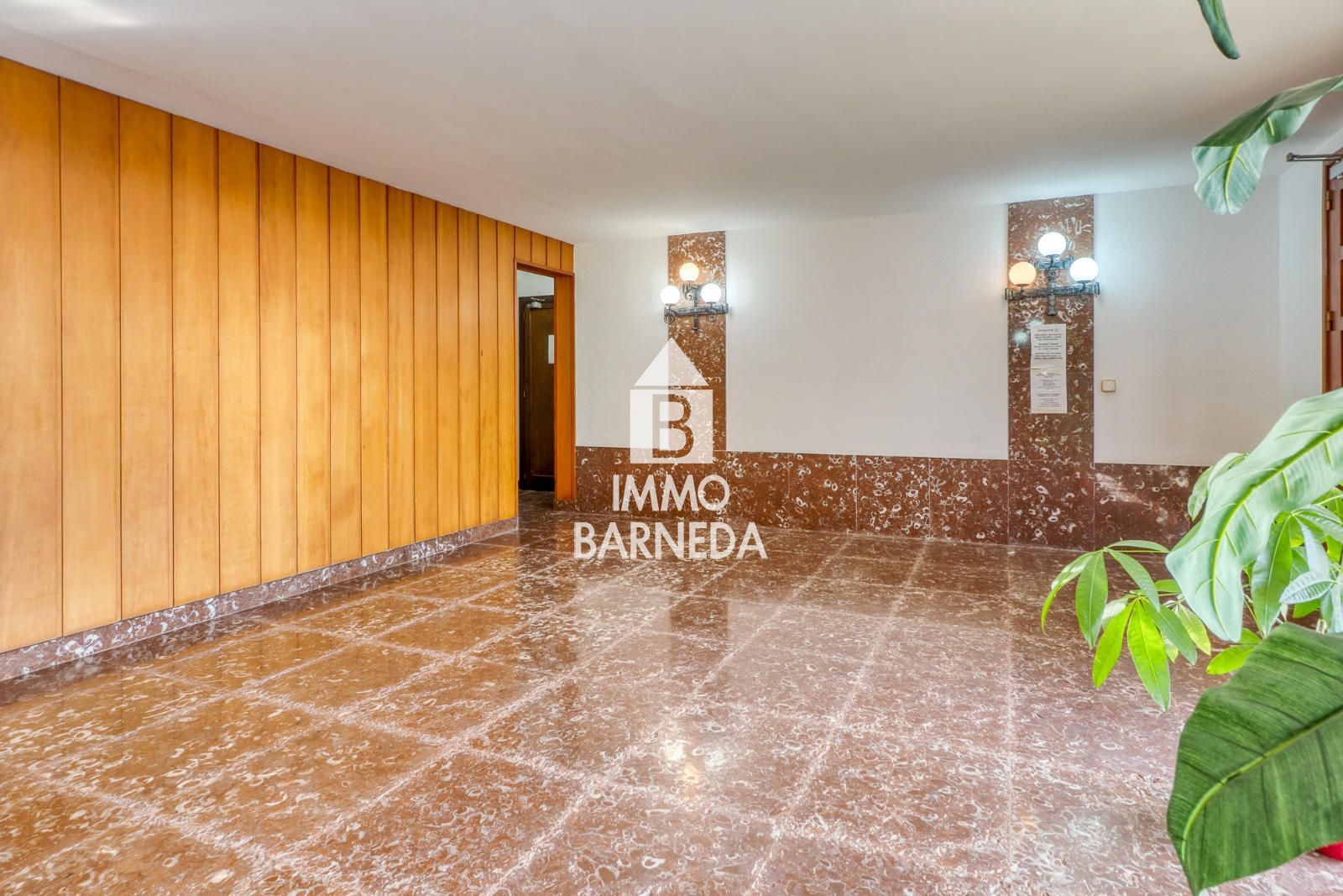 Elegante apartamento con espectaculares vistas al puerto de Roses