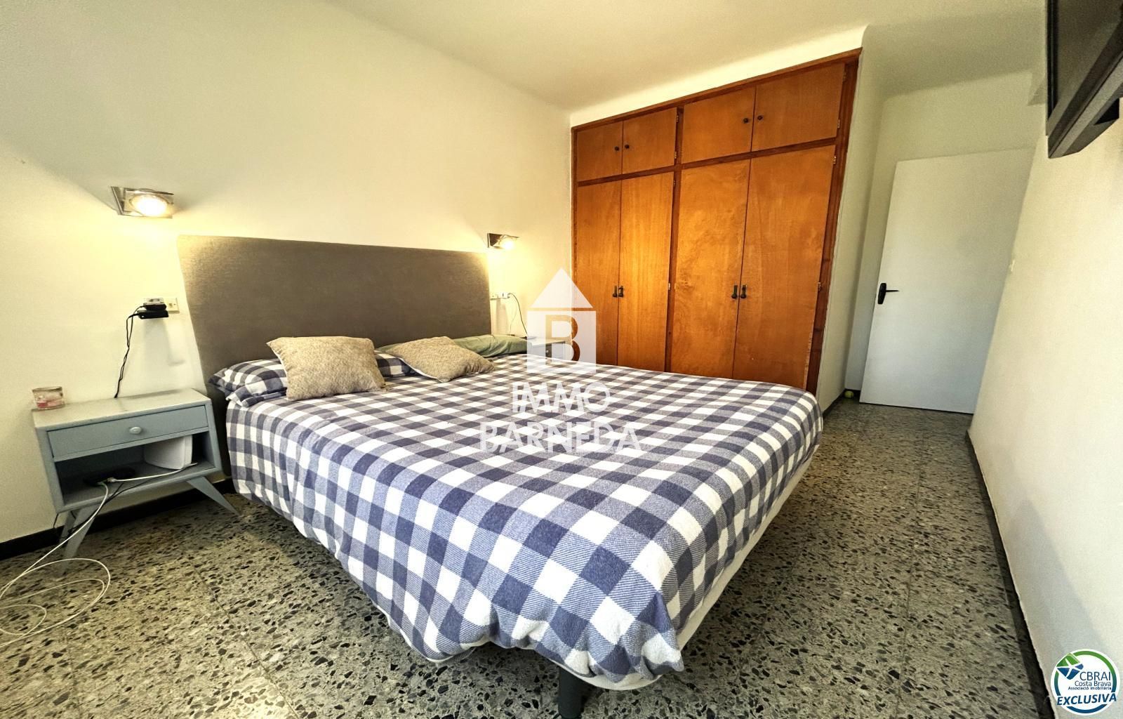 Charming House with Great Potential in Llançà. Tourist license