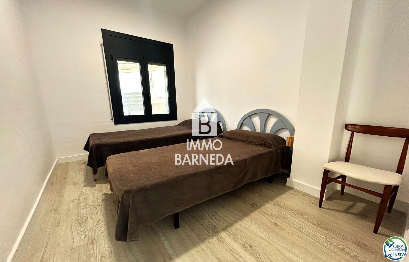 Charming House with Great Potential in Llançà. Tourist license