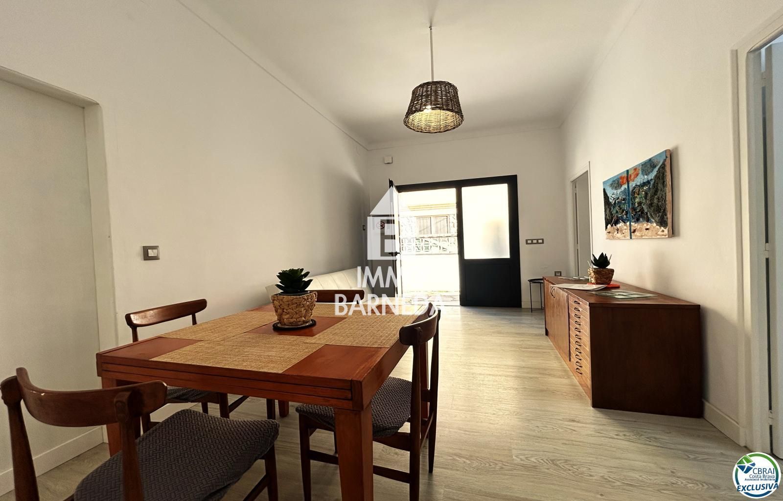 Charming House with Great Potential in Llançà. Tourist license