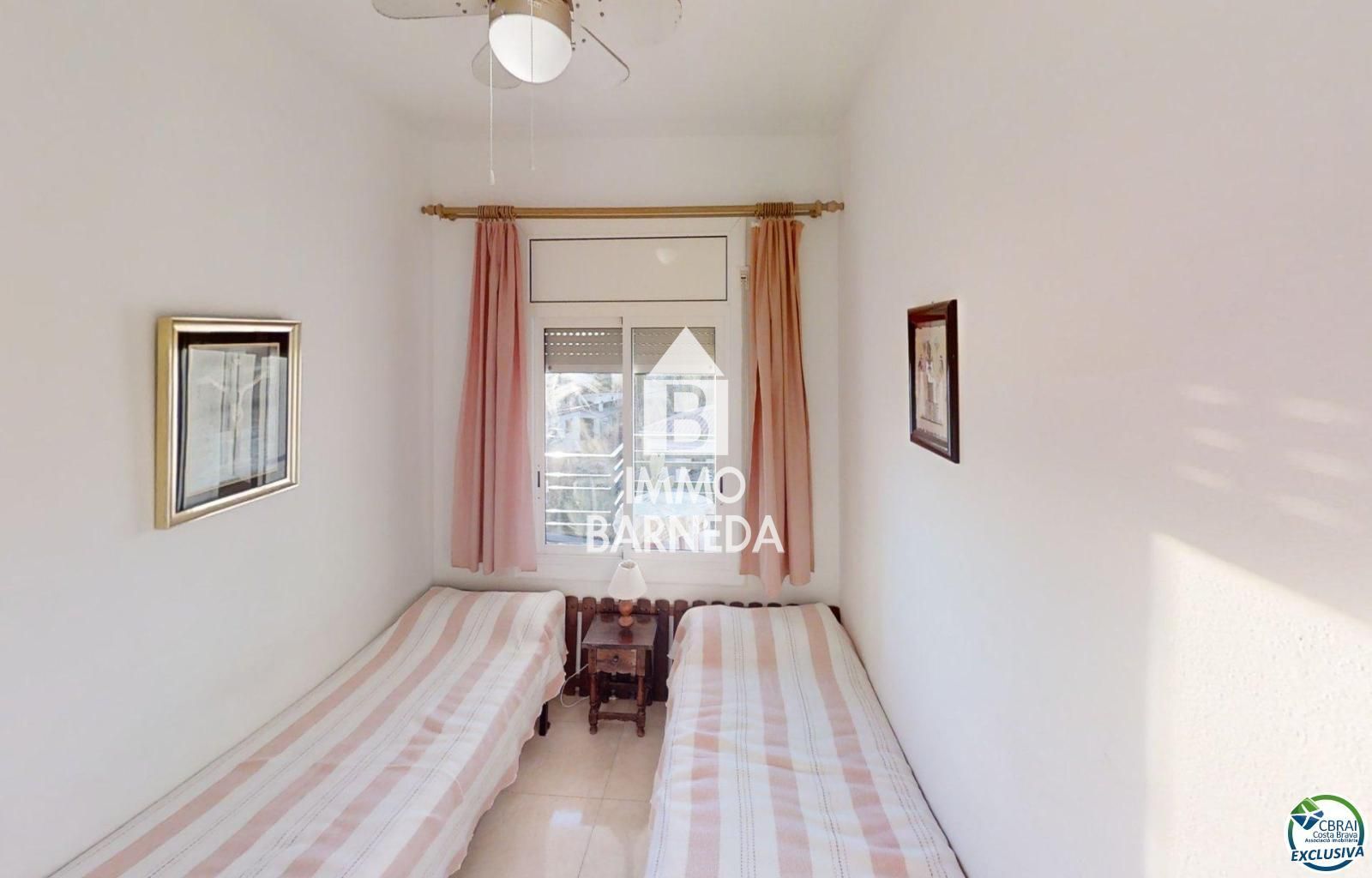 apartament 2 dormitoris amb vistes clares en més oliva, a Roses