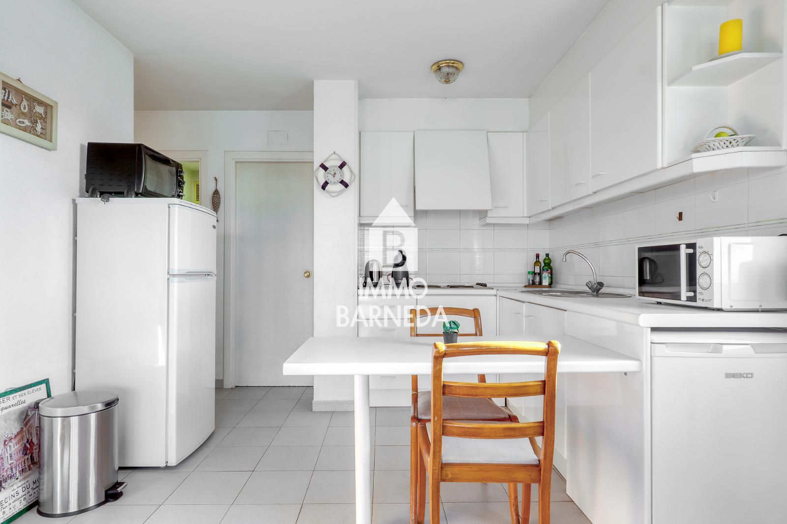 Encantador apartamento con licencia turística y vistas al puerto pesquero de Roses