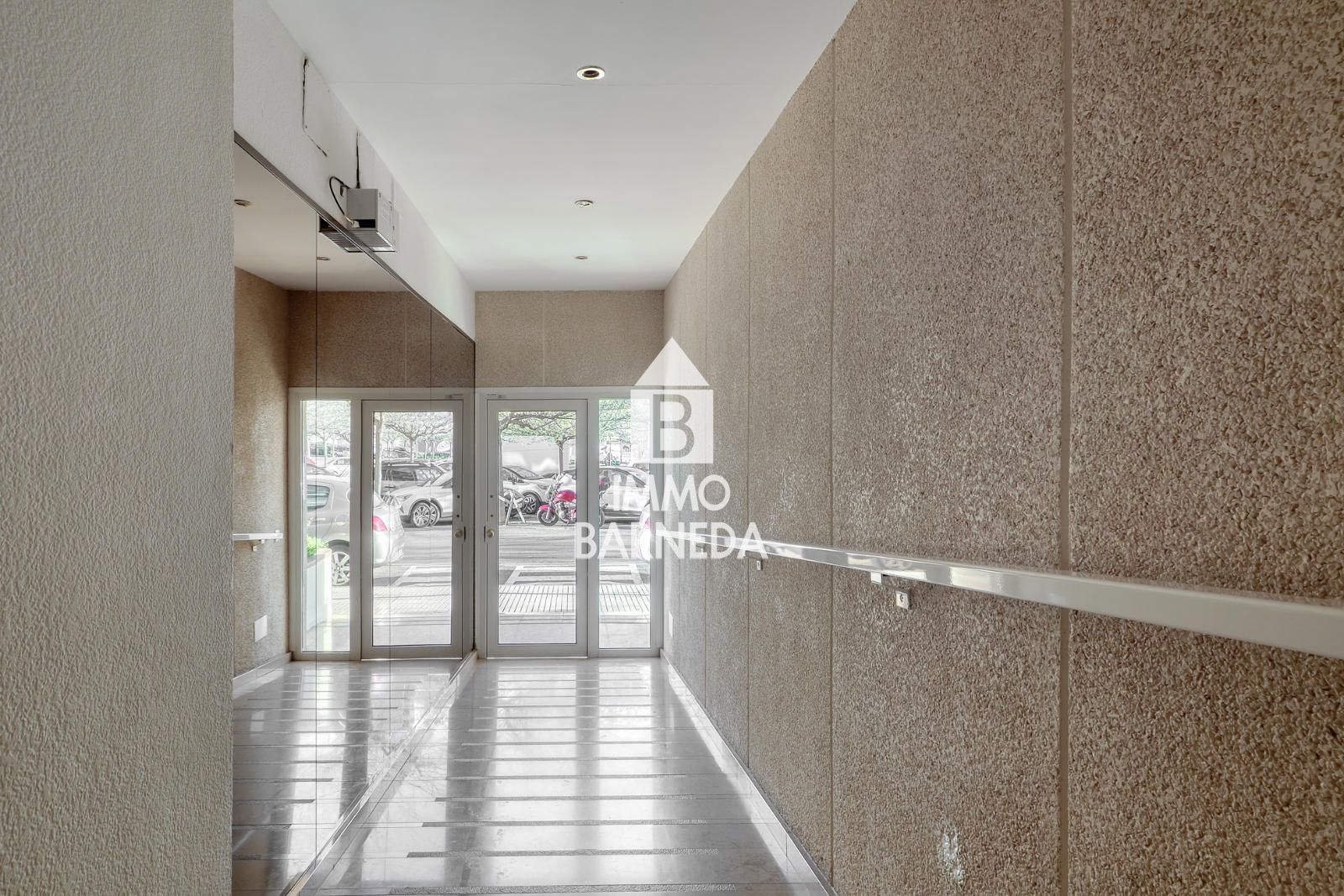 Encantador apartamento con licencia turística y vistas al puerto pesquero de Roses