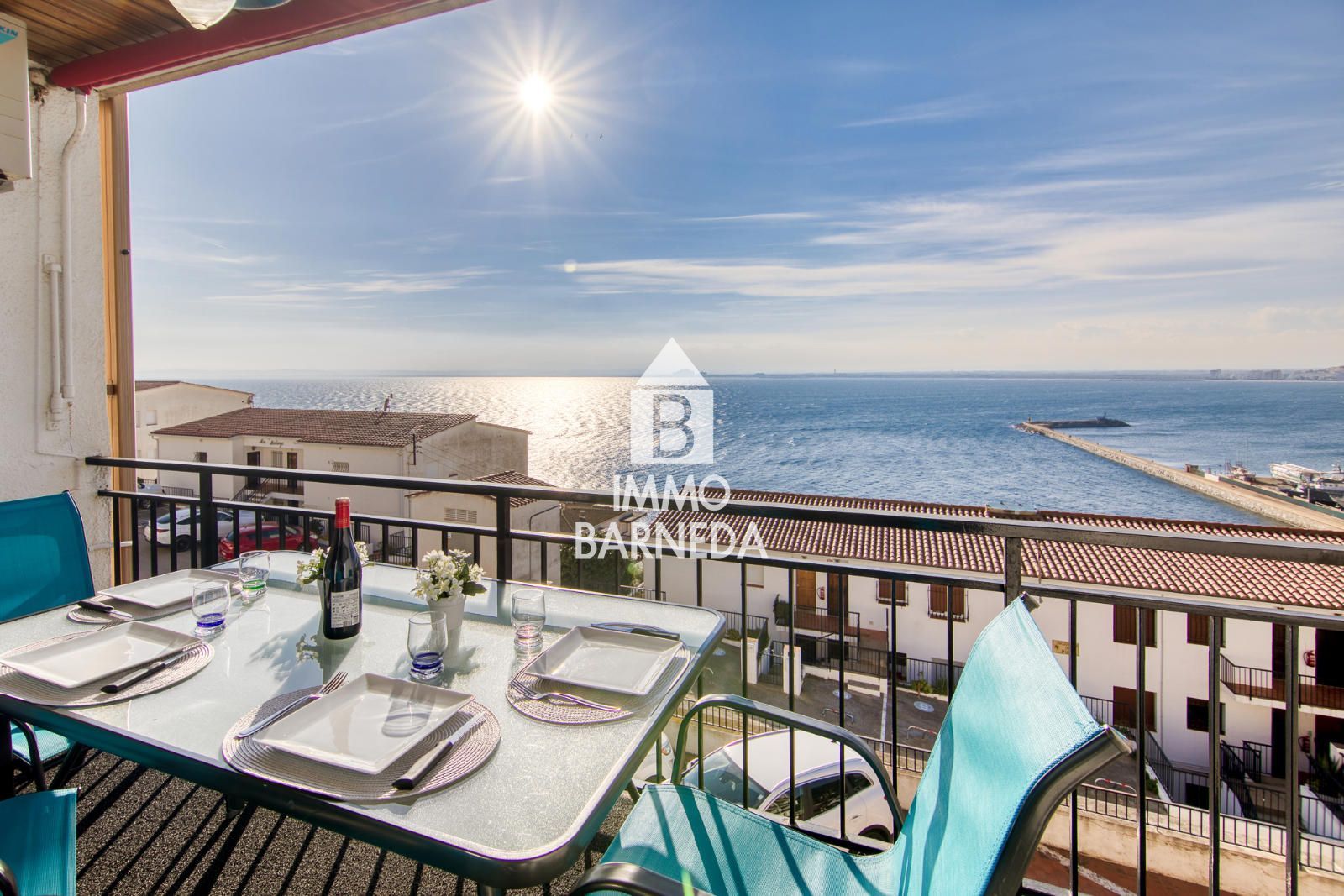 Apartamento totalmente reformado con vistas al mar en el 2º muelle de Roses