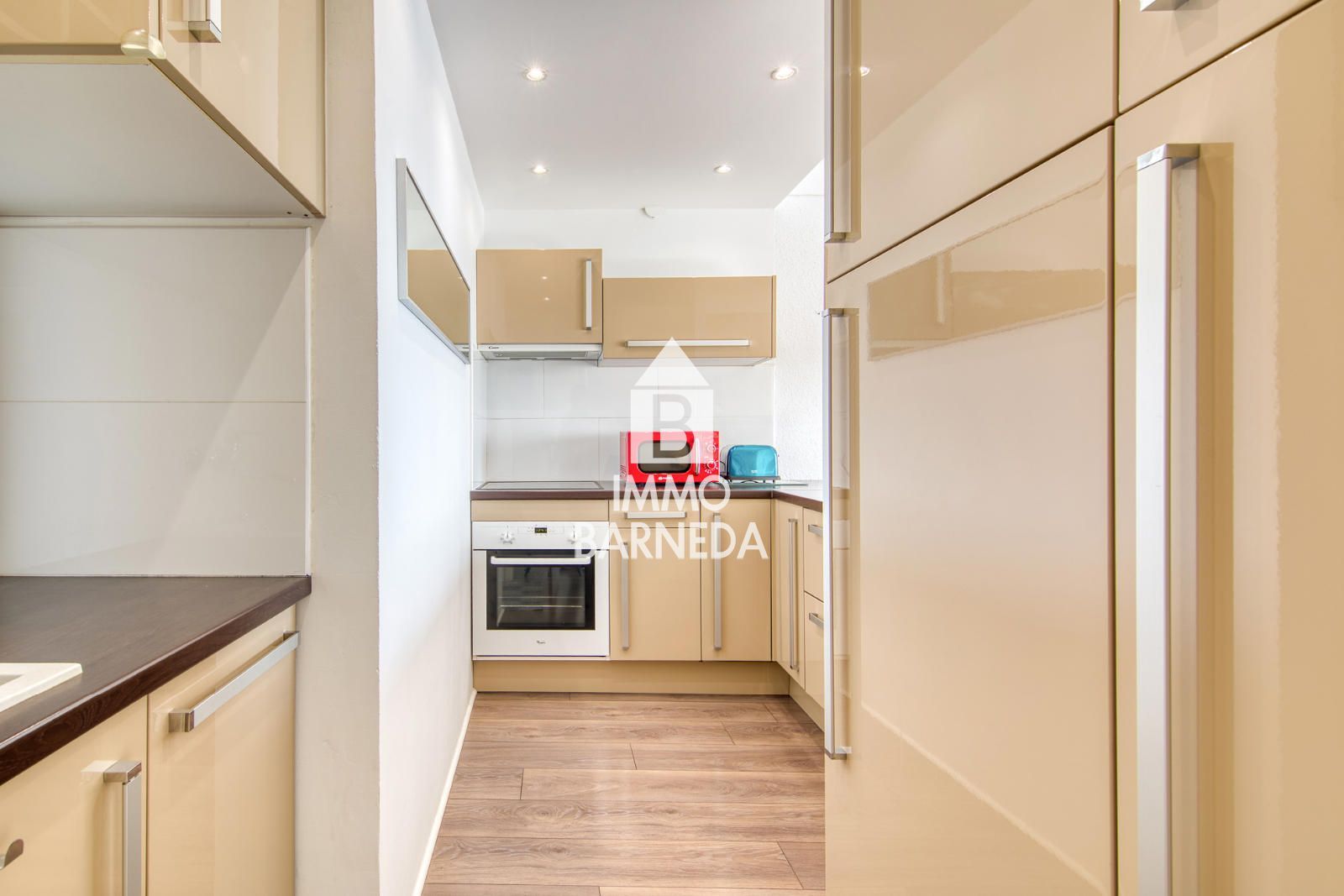 Apartamento totalmente reformado con vistas al mar en el 2º muelle de Roses