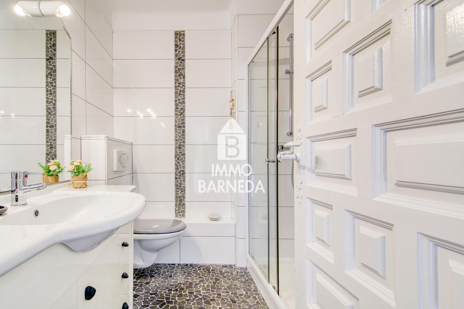 Apartamento totalmente reformado con vistas al mar en el 2º muelle de Roses