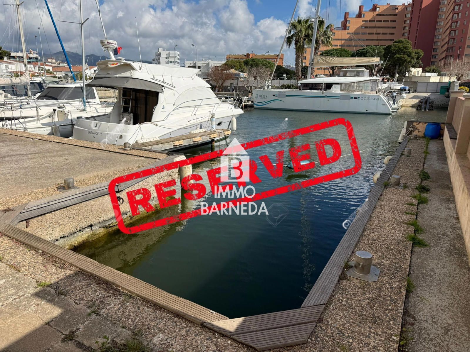 Amarrage de 12 m avec terrain privé de 180 m² à Santa Margarita, Roses