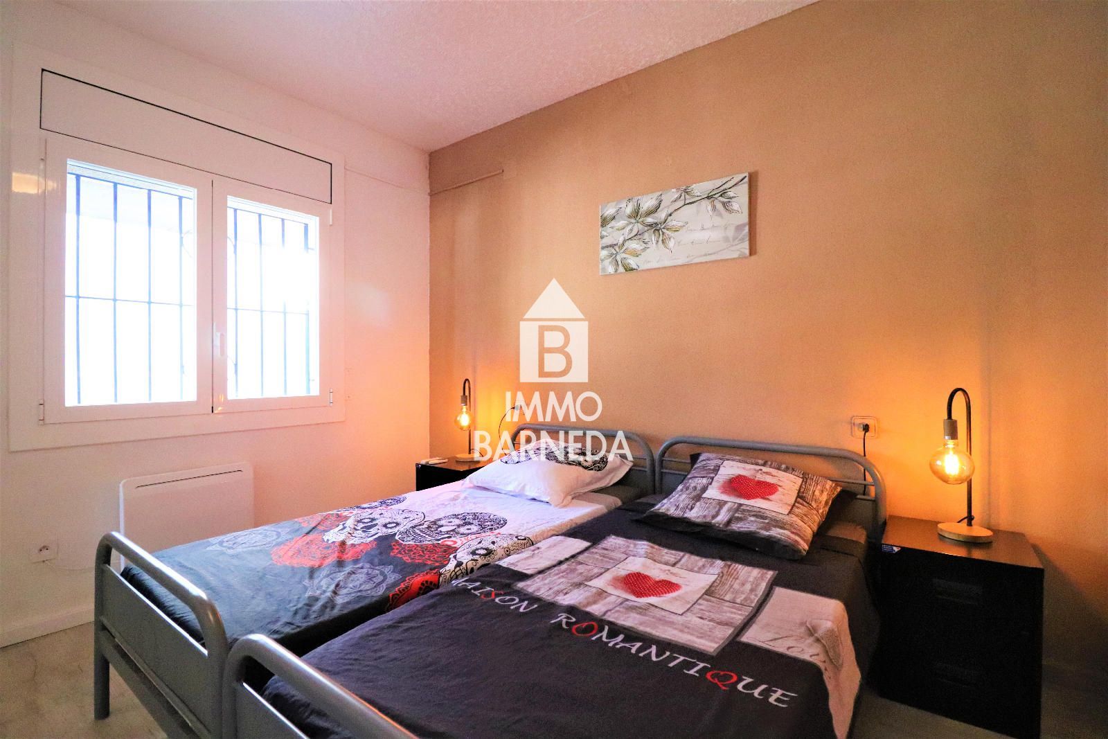 Appartement rénové avec vue sur la mer et licence touristique à Puig Rom