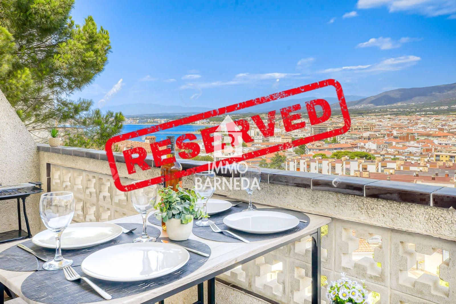 Apartamento reformado con vistas al mar y licencia turística en Puig Rom