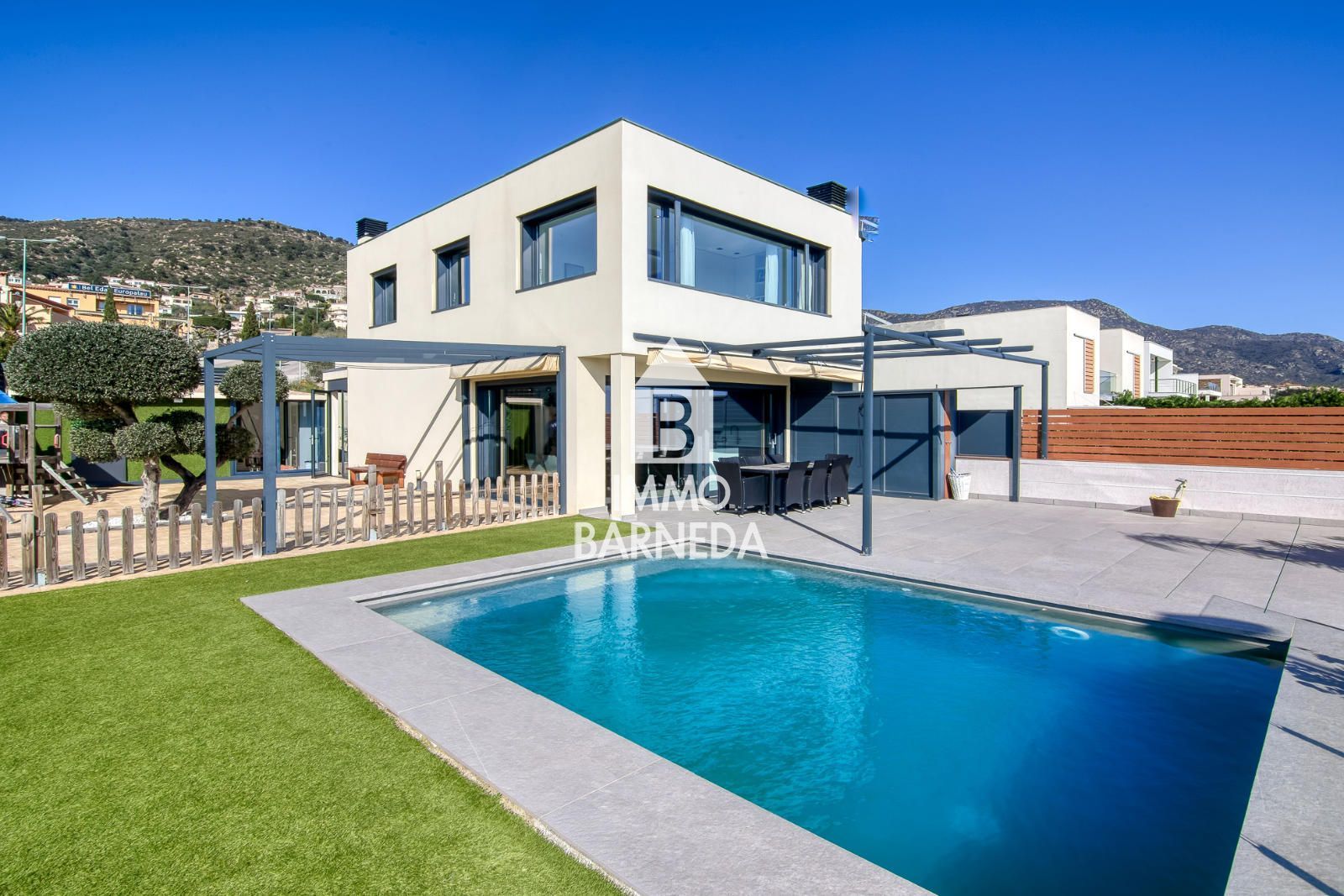 Maison moderne avec piscine et jardin à Mas Isaac, Palau Saverdera (2020)