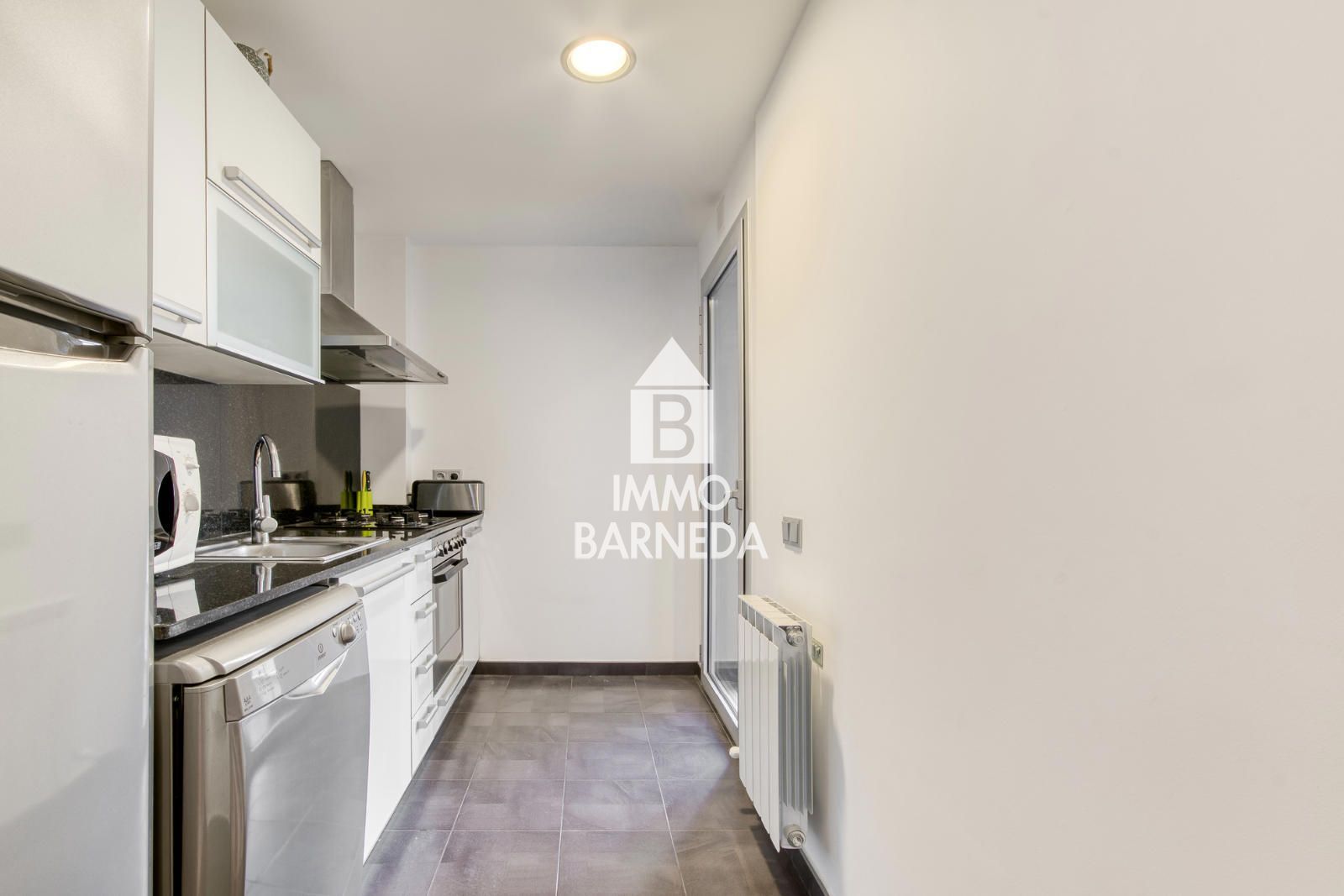 ✨ Modern apartament amb pàrquing al centre de Roses, a només 600 m del mar