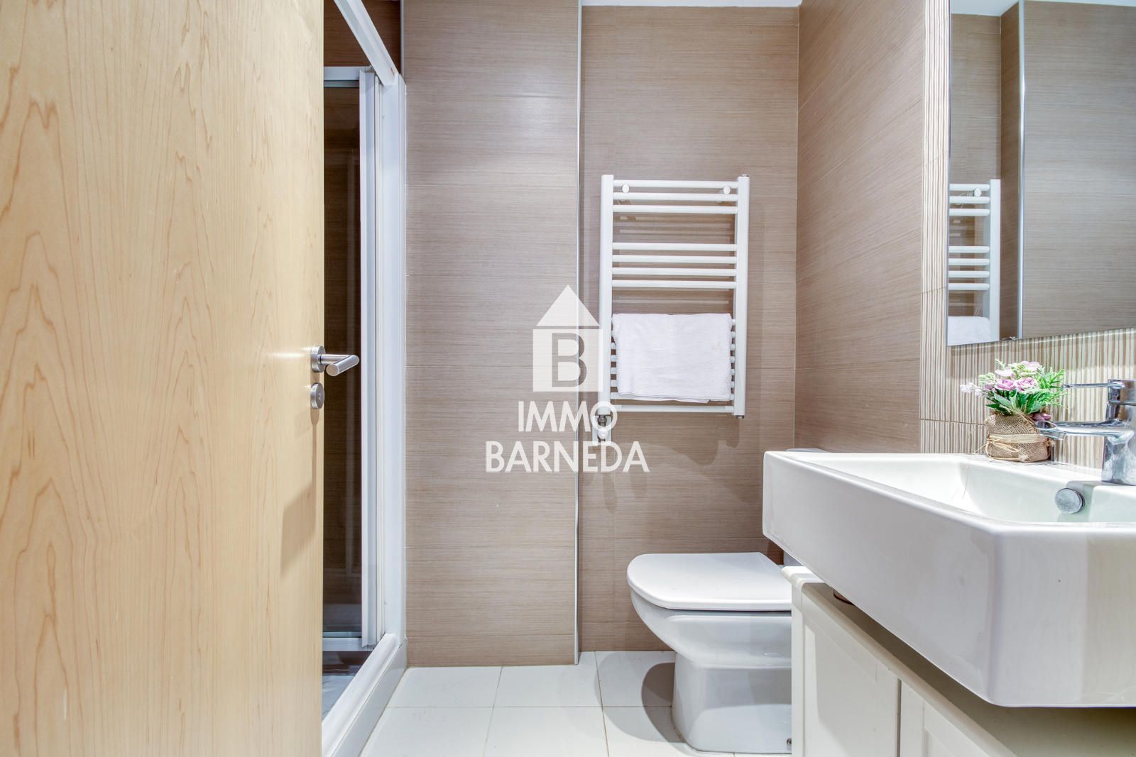 ✨ Modern apartament amb pàrquing al centre de Roses, a només 600 m del mar