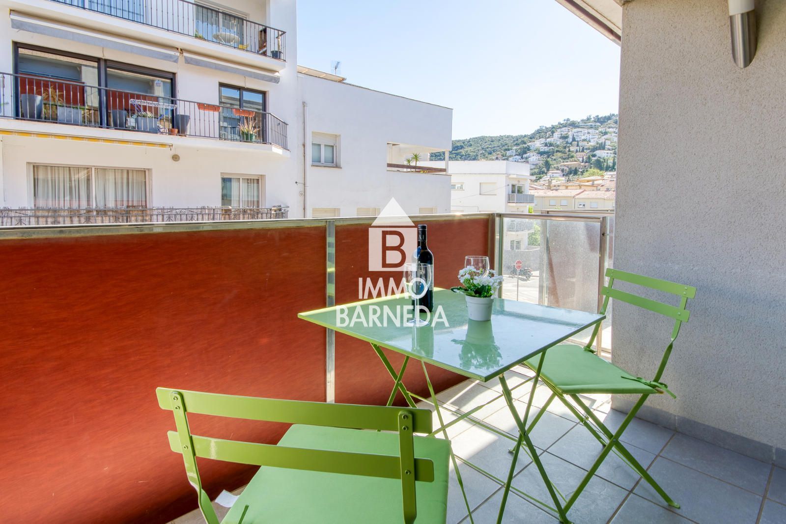 ✨ Modern apartament amb pàrquing al centre de Roses, a només 600 m del mar