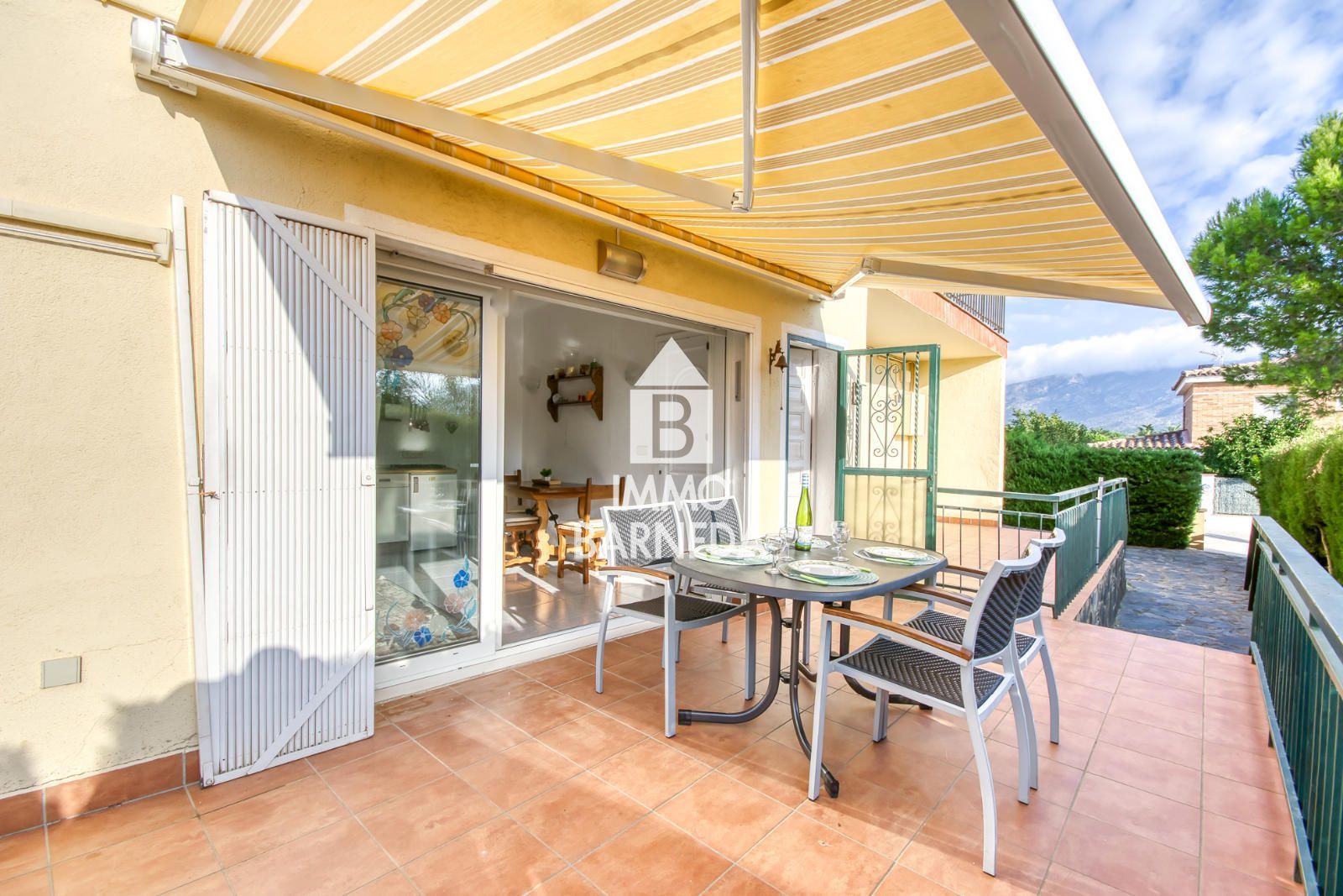 Cozy ground floor apartment with large south-facing terrace in Les Garrigues, Roses