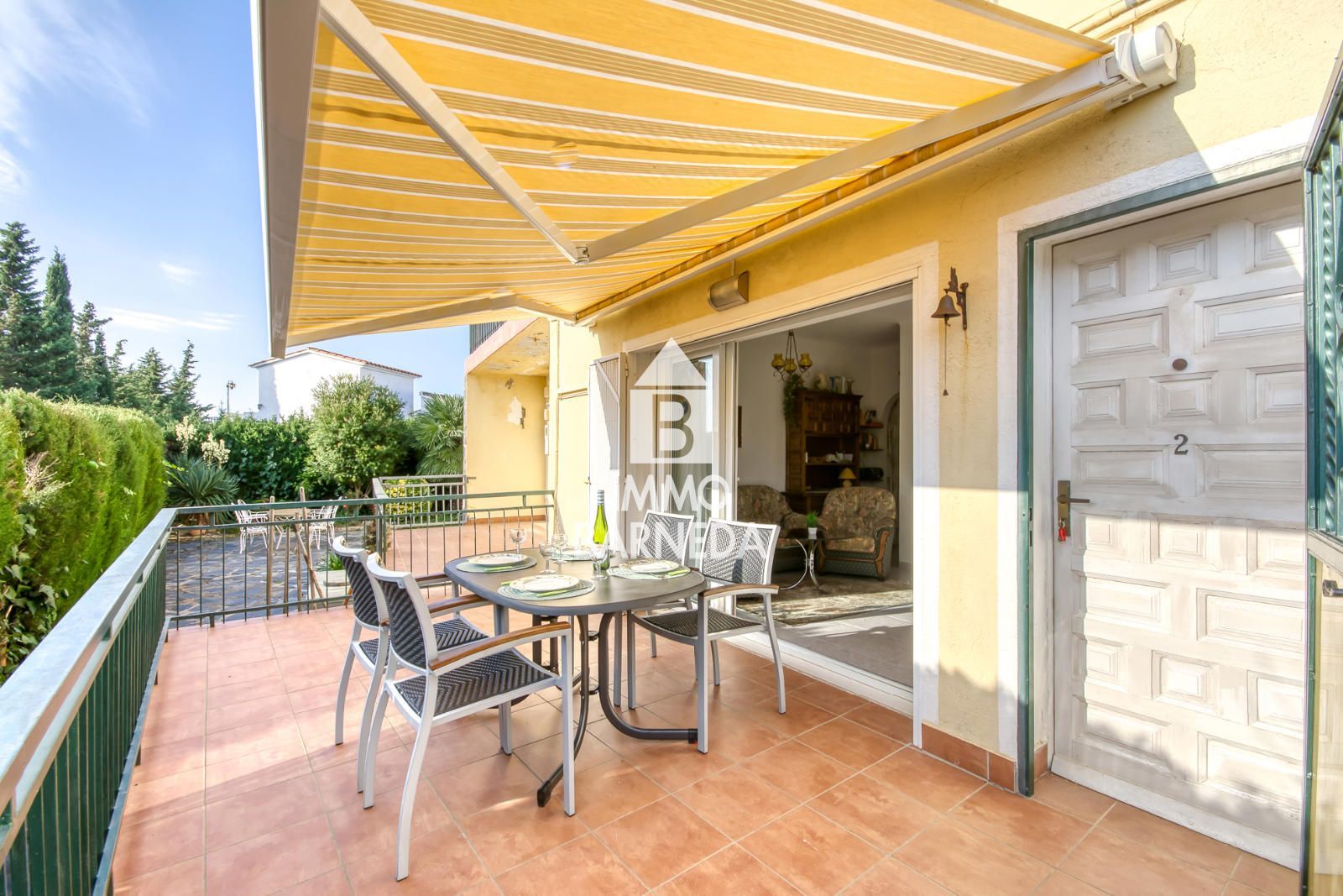 Cozy ground floor apartment with large south-facing terrace in Les Garrigues, Roses