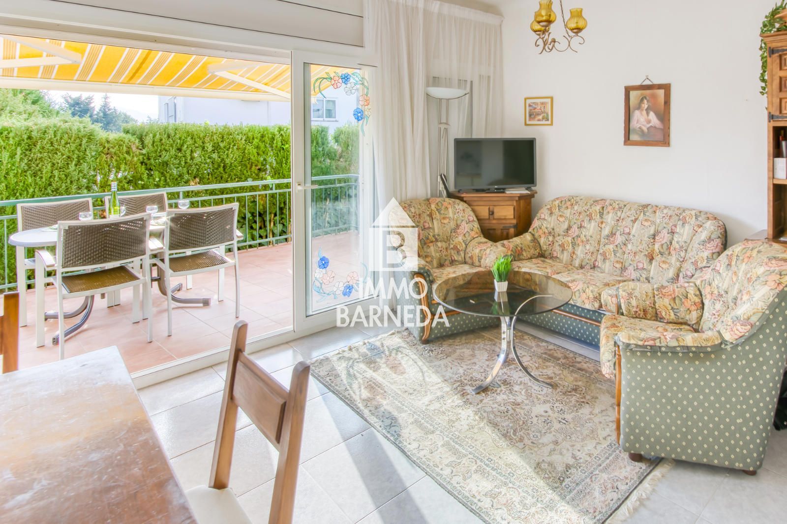 Cozy ground floor apartment with large south-facing terrace in Les Garrigues, Roses