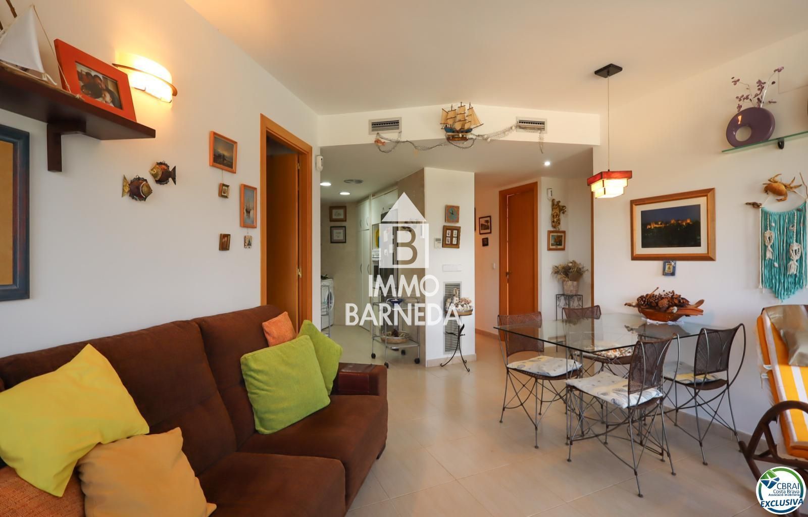 Apartament de 3 habitacions amb terrassa i plaça d'aparcament al Port de Lla