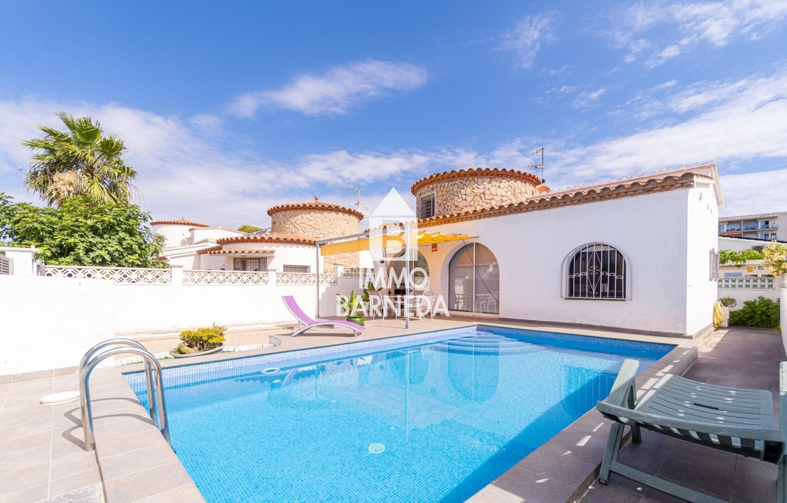 Maison de Ville en vente Roses, Girona. Ref: 3916. Immo Barneda