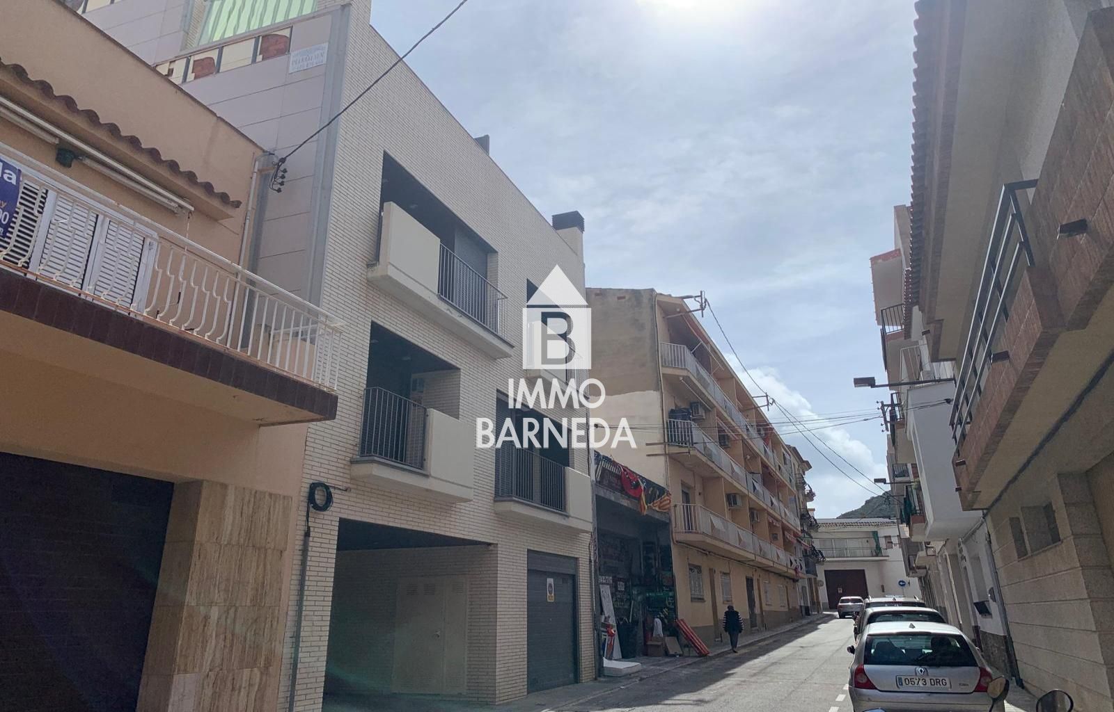 Atico ideal para vivir en el centro de Rosas