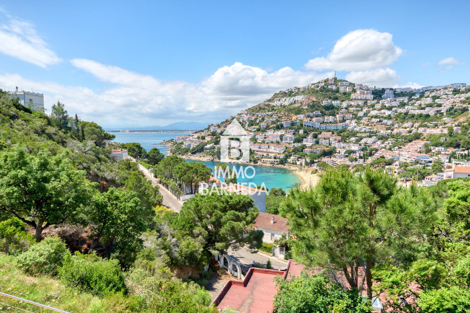 Apartamento con gran terraza y pérgola con vistas al mar en Canyelles