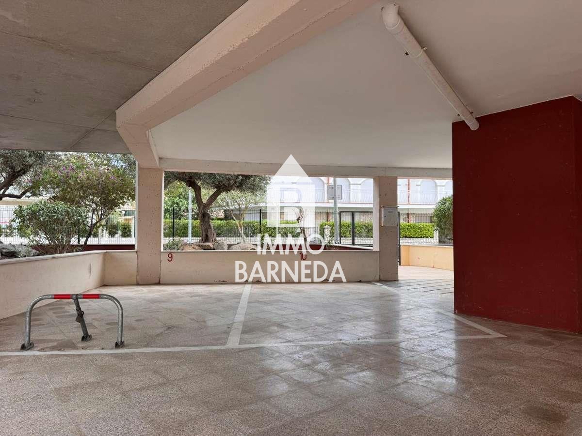 Plaza de aparcamiento en venta - Centro Comercial Santa Margarita