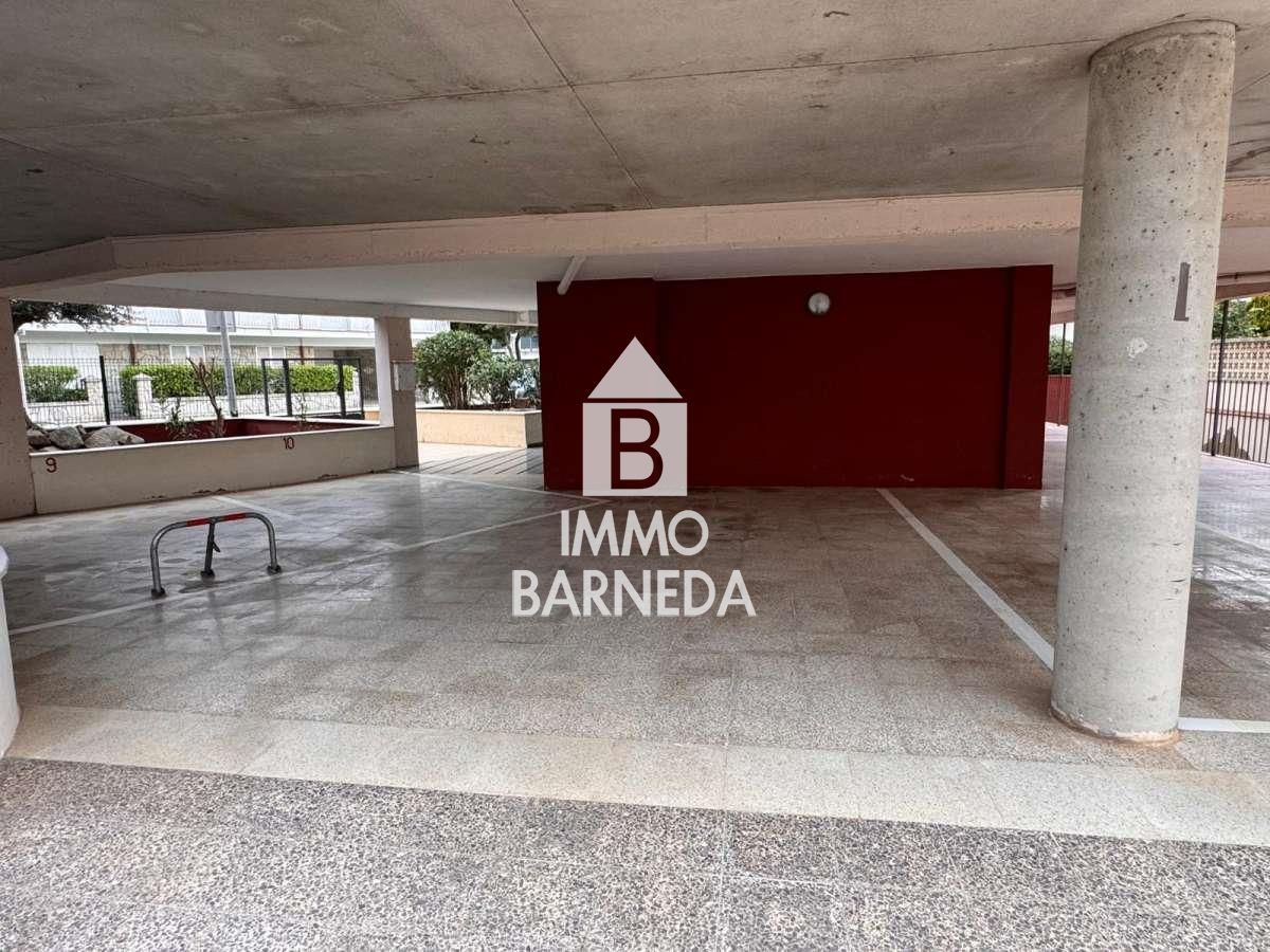 Plaza de aparcamiento en venta - Centro Comercial Santa Margarita