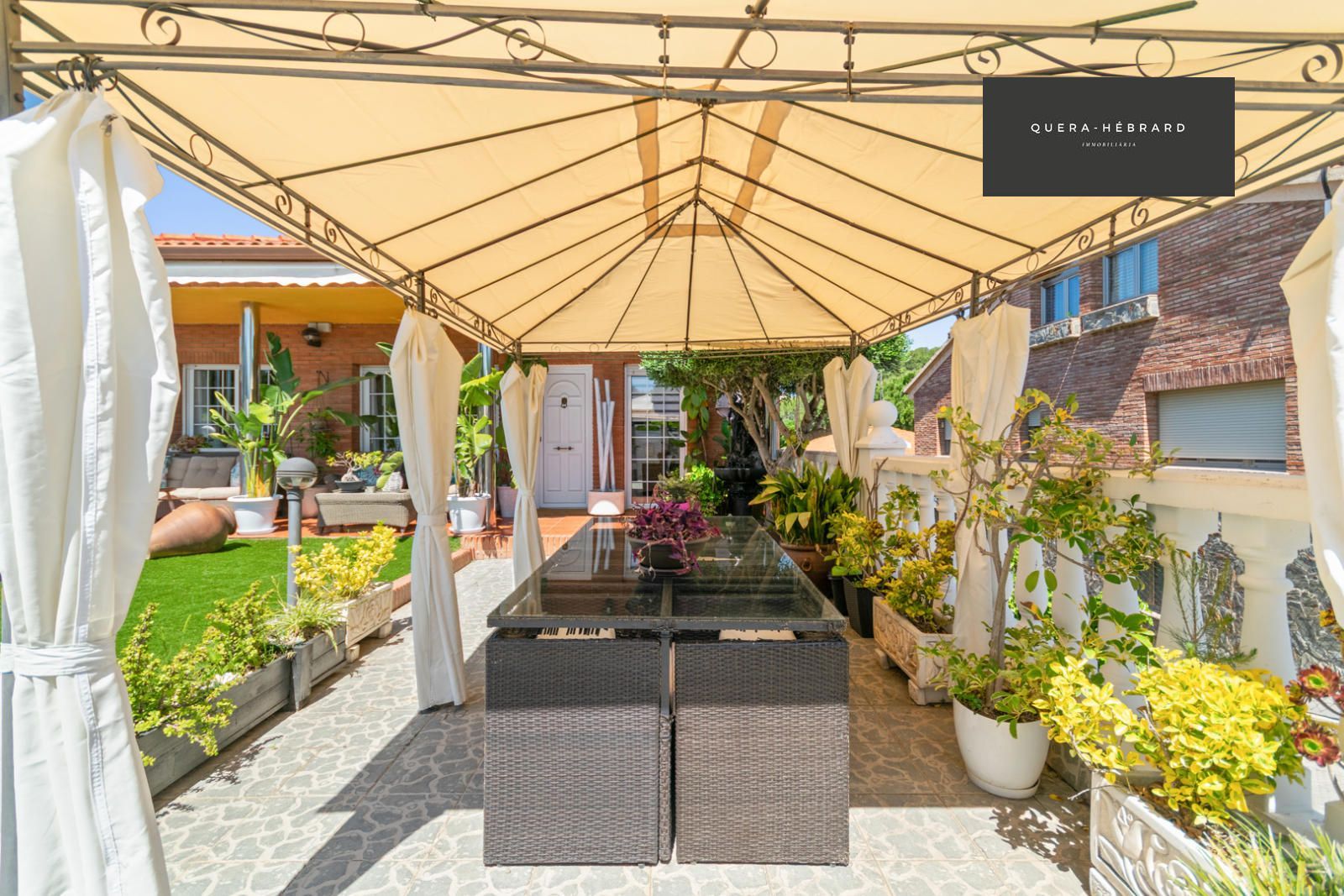 Pergola