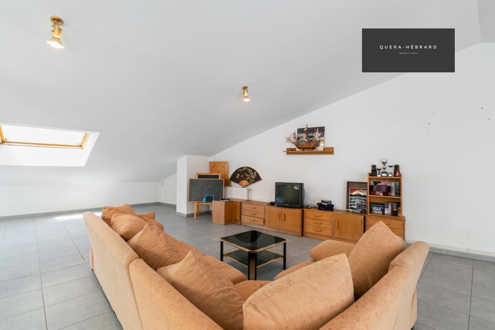 Sala polivalente buardhilla