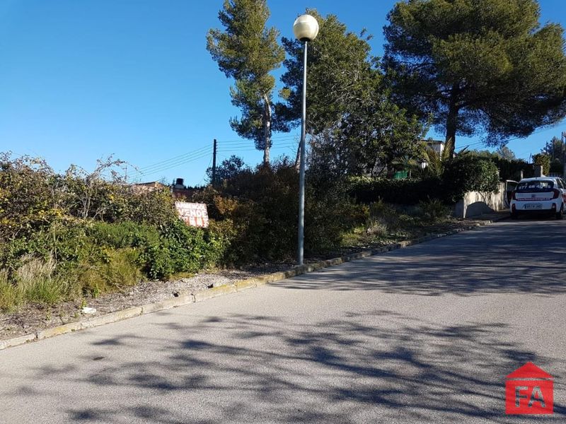 Parcela en venta La Bisbal del Penedes, Tarragona. Ref: 2753. FINCAS ARMENGOL