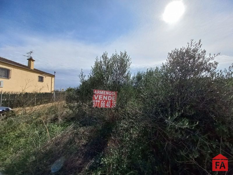 Parcela en venta La Bisbal del Penedes, Tarragona. Ref: 3677. FINCAS ARMENGOL