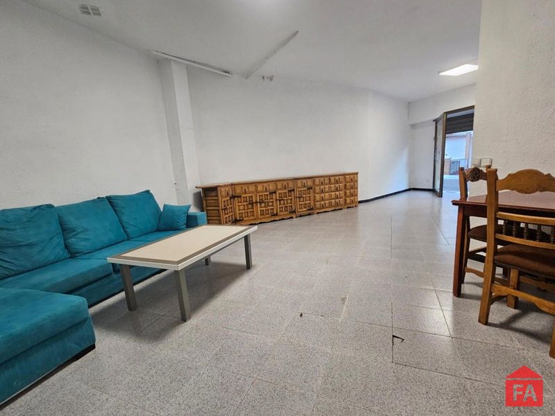 Local Comercial en alquiler El Vendrell, Tarragona. Ref: 4684. FINCAS ARMENGOL