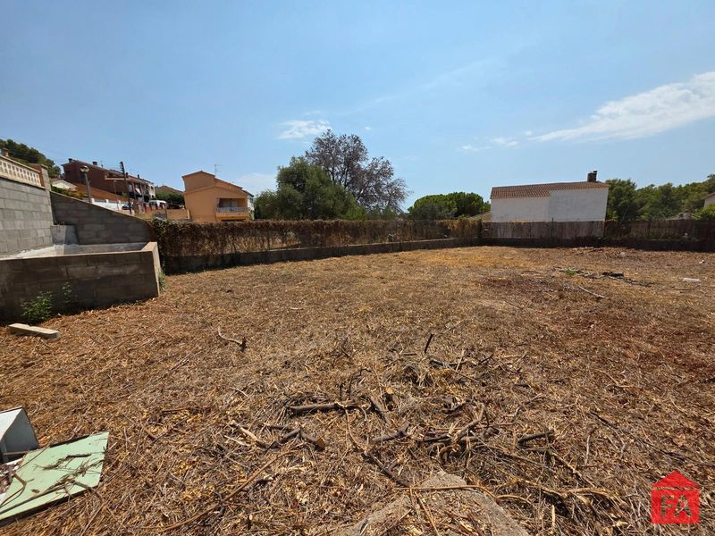 Plot for sale El Vendrell, Tarragona. Ref: 4864. FINCAS ARMENGOL 