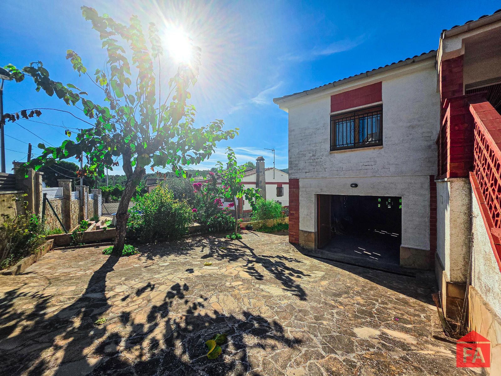 House for sale in La Bisbal del Penedes, Tarragona (Masieta) - Foto 3