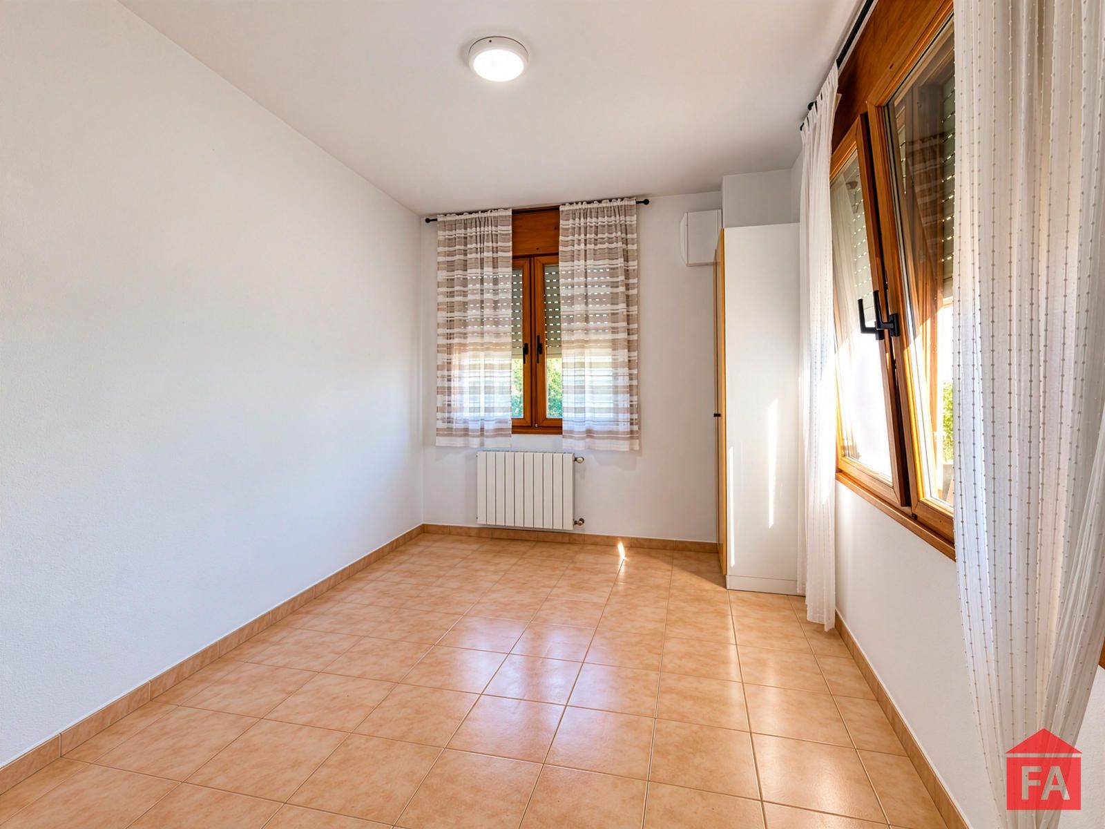 65953 Priorat de Banyeres, amplia casa en planta con 3 dormitorios - Foto 23