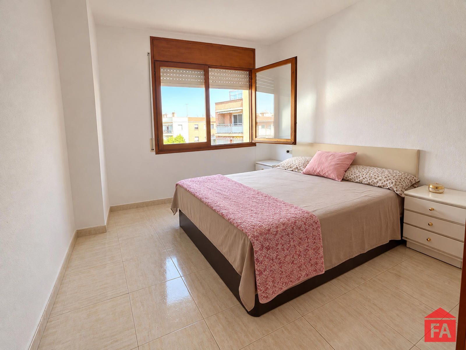 33464 El Vendrell Piso de 3 habitaciones con balcón - Foto 10