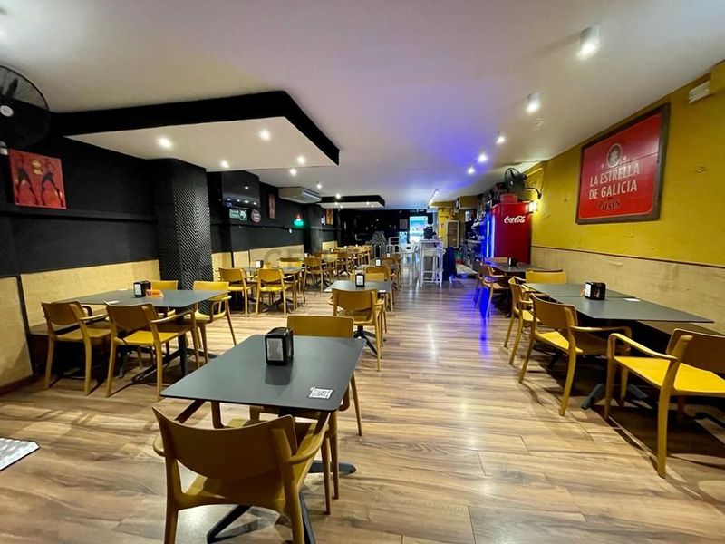 Pub for trade sale Barcelona. Ref: 1016. Kamvy