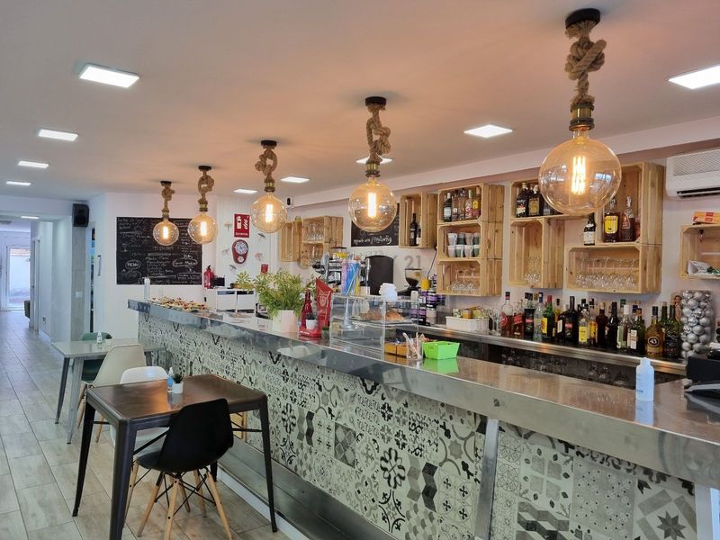 Restaurante en traspaso Esplugues de Llobregat, Barcelona. Ref: 1056. Kamvy