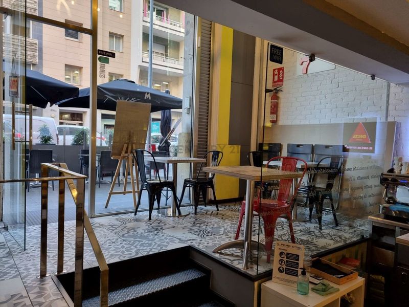 Restaurante en traspaso Barcelona. Ref: 1085. Kamvy