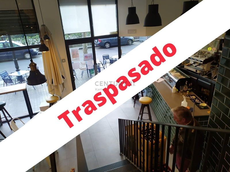 Bar en traspaso Barcelona. Ref: 1092. Kamvy