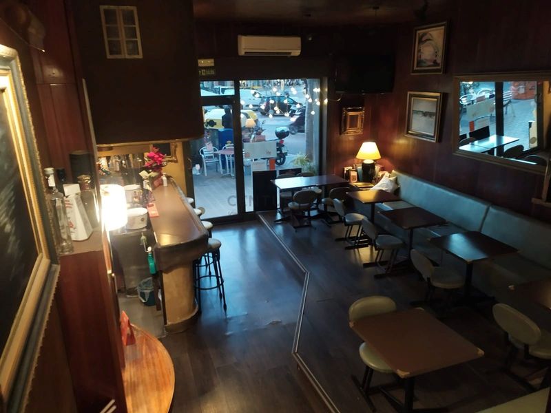 Bar en traspaso Barcelona. Ref: 1093. Kamvy