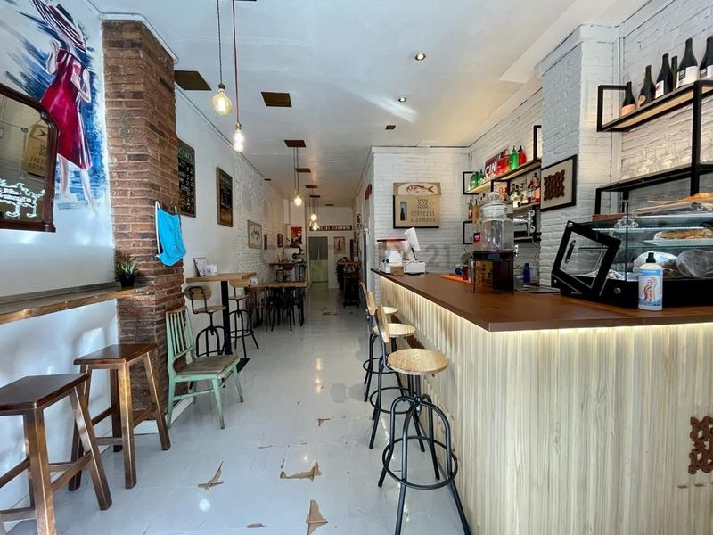 Bar en traspaso Barcelona. Ref: 1120. Kamvy