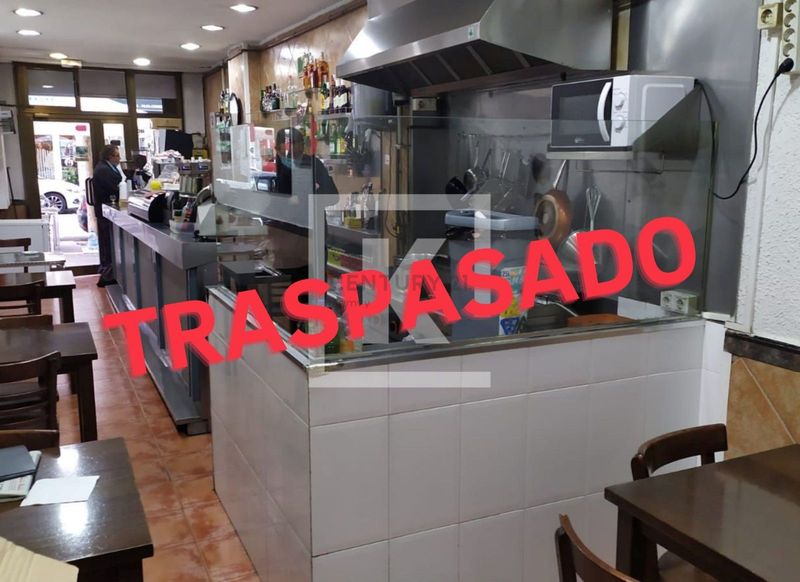 Bar en traspaso Barcelona. Ref: 1125. Kamvy